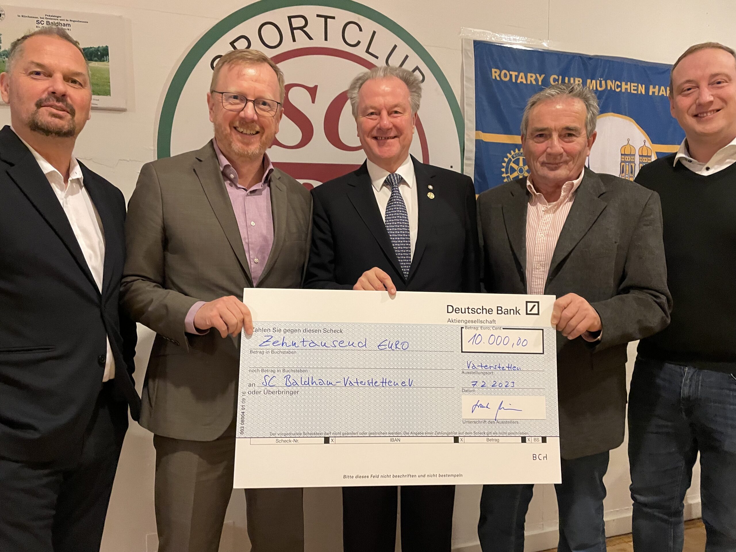 Rotary Fußball Charity Spende